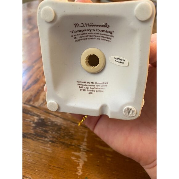M.J. Hummel Snowy Cottage Christmas Ornament Figurine 2.5" Hand-Painted Porcelai - Picture 7 of 7
